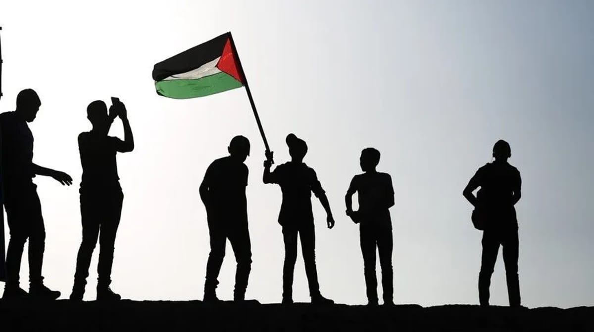 Gaza Palestinians Show Solidarity with Global Port Workers' Strike