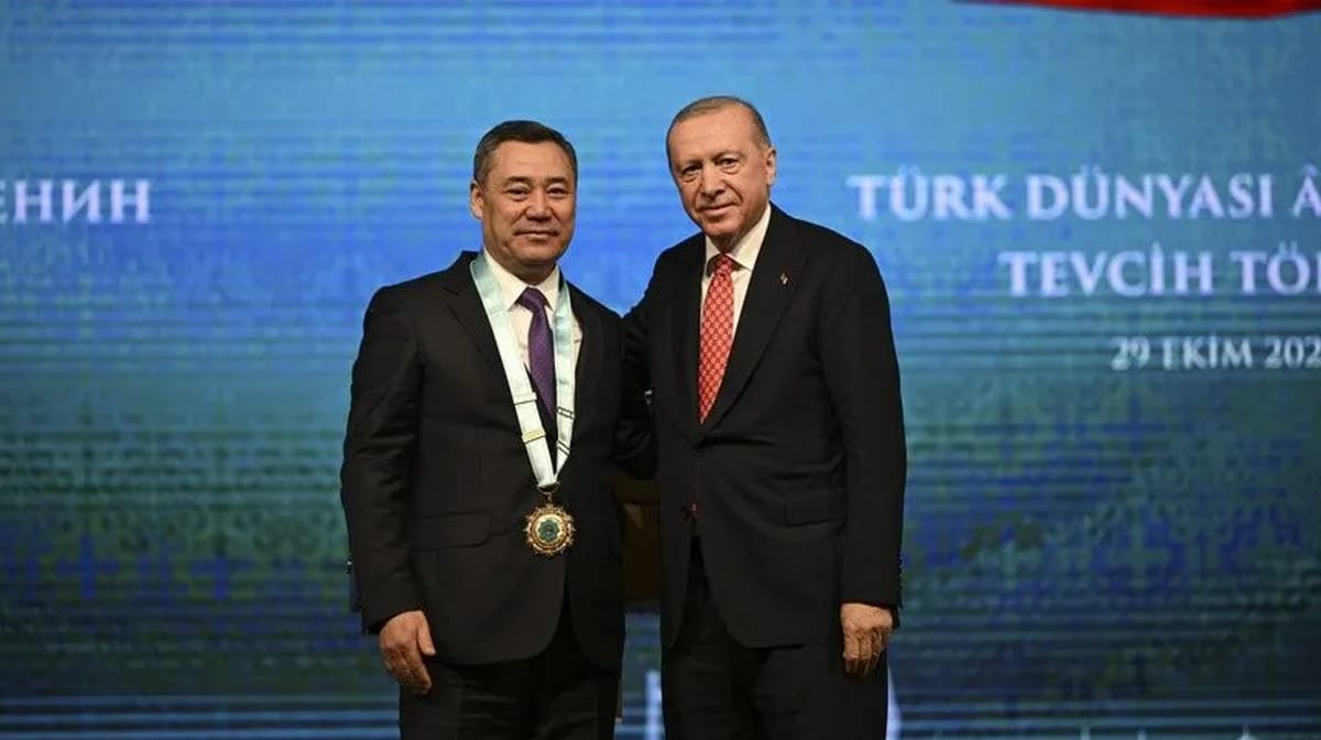 Kyrgyz President Receives Top Turkic World Honor, Vows Stronger Unity