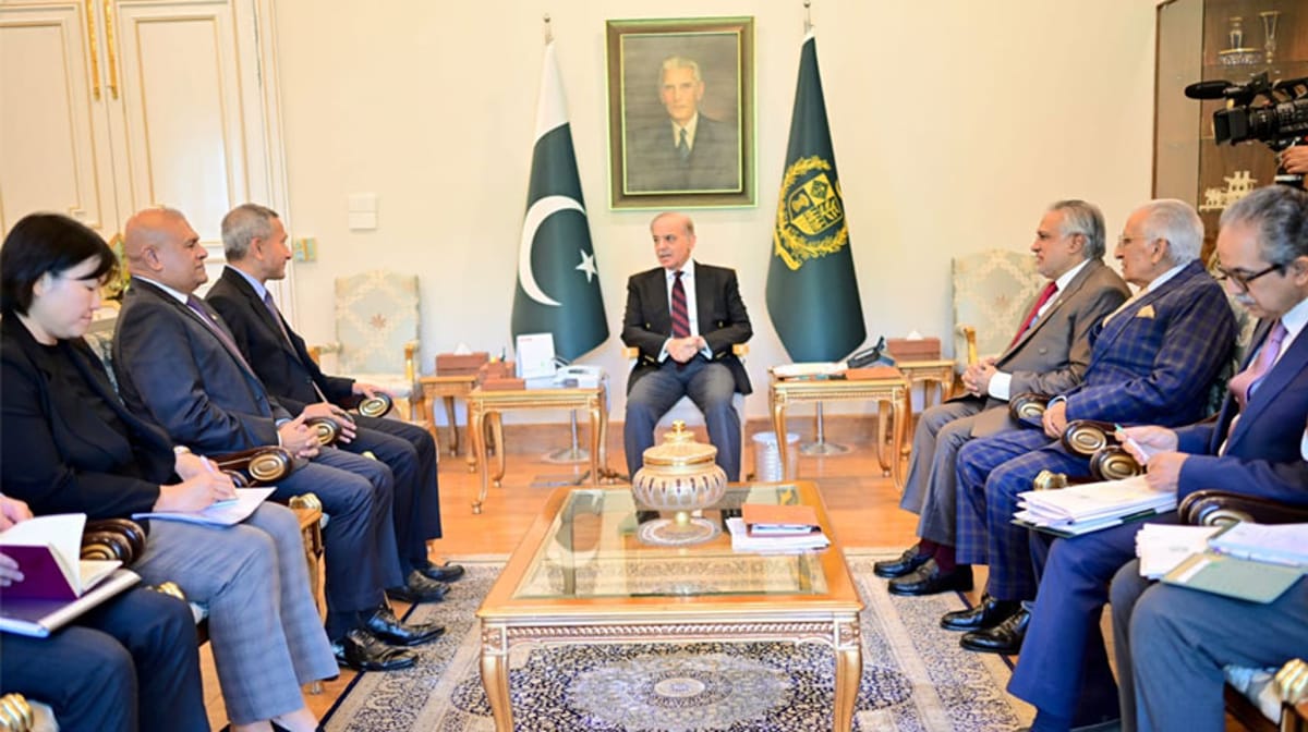 Pakistan and Singapore Vow to Strengthen Ties on 60th Anniversary of Diplomatic Relations
