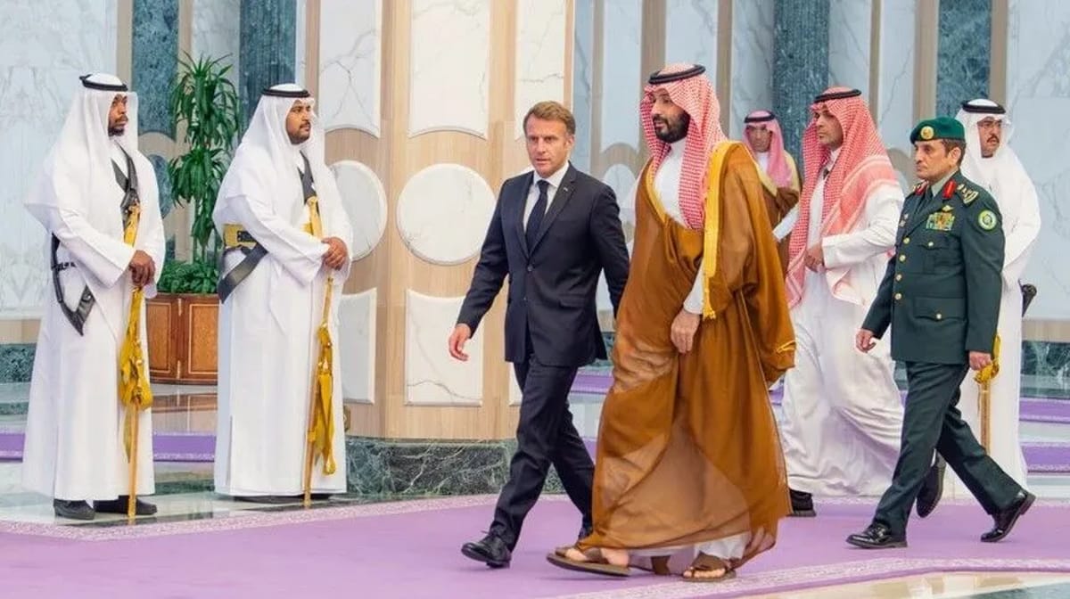 Saudi Crown Prince, French President Hold Talks in Riyadh