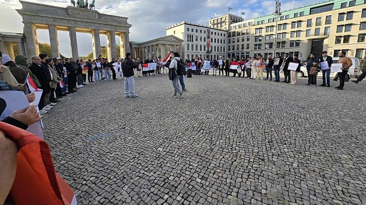 Yemeni Community in Berlin Protests Against Houthi Siege on Taiz
